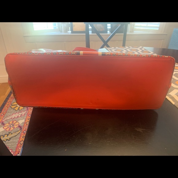 Tory Burch Red and Blue Tote Bag - Picture 5 of 9